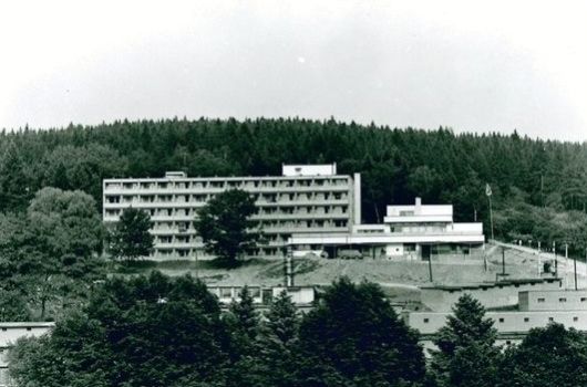 Celkový pohled na čerstvě dokončenou stavbu domova